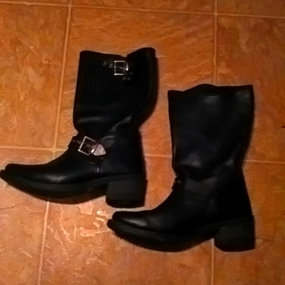 Women's Harley Davidson Boots - Picture 3 of 7